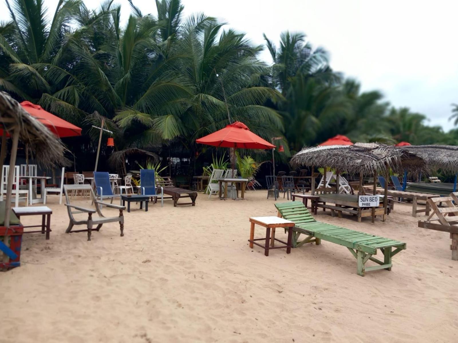 Blue Horizon Beach Hotel Тангалла Экстерьер фото