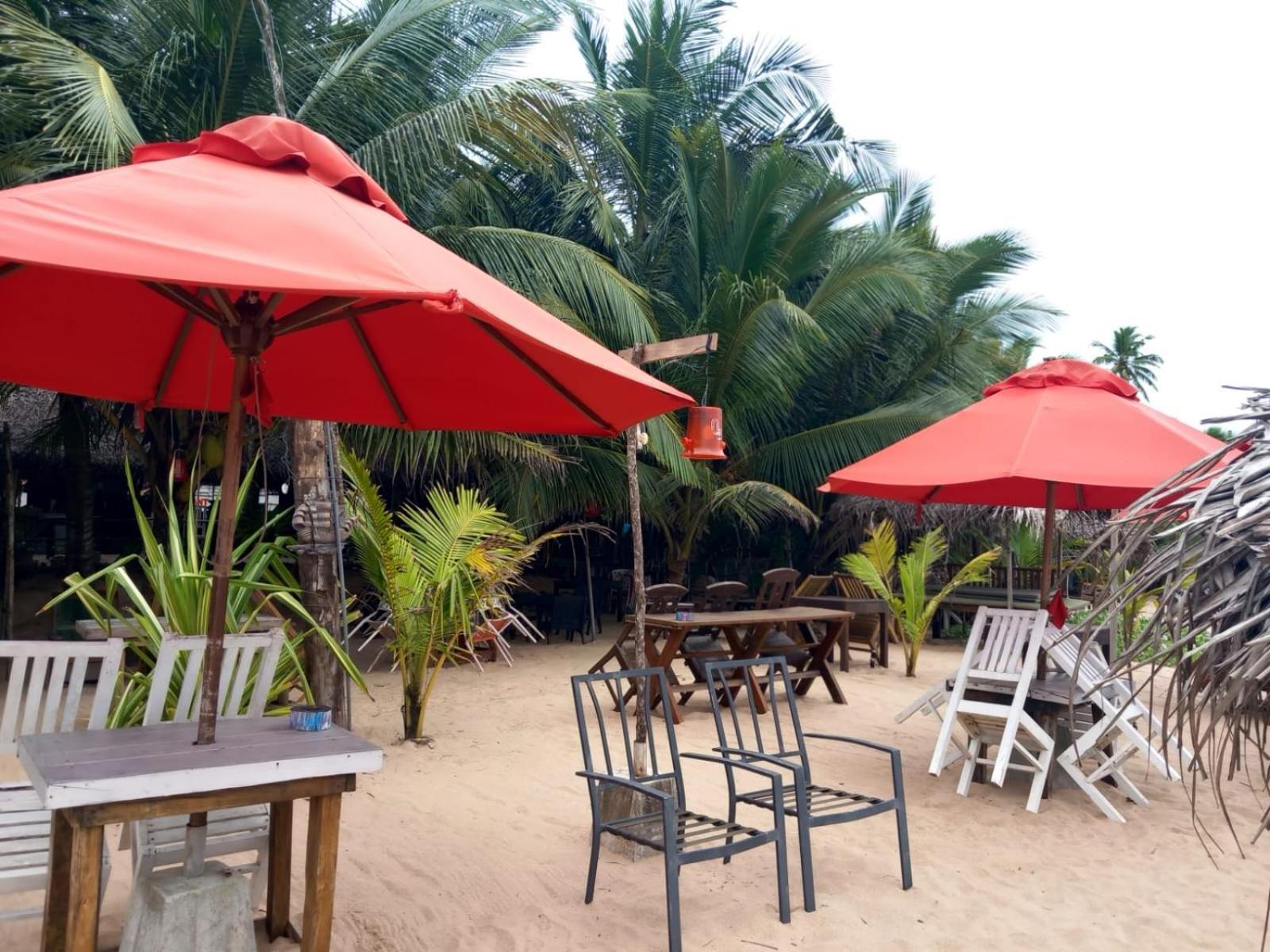 Blue Horizon Beach Hotel Тангалла Экстерьер фото