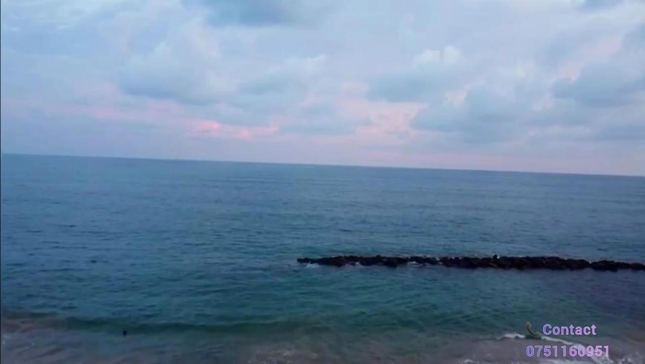 Blue Horizon Beach Hotel Тангалла Экстерьер фото